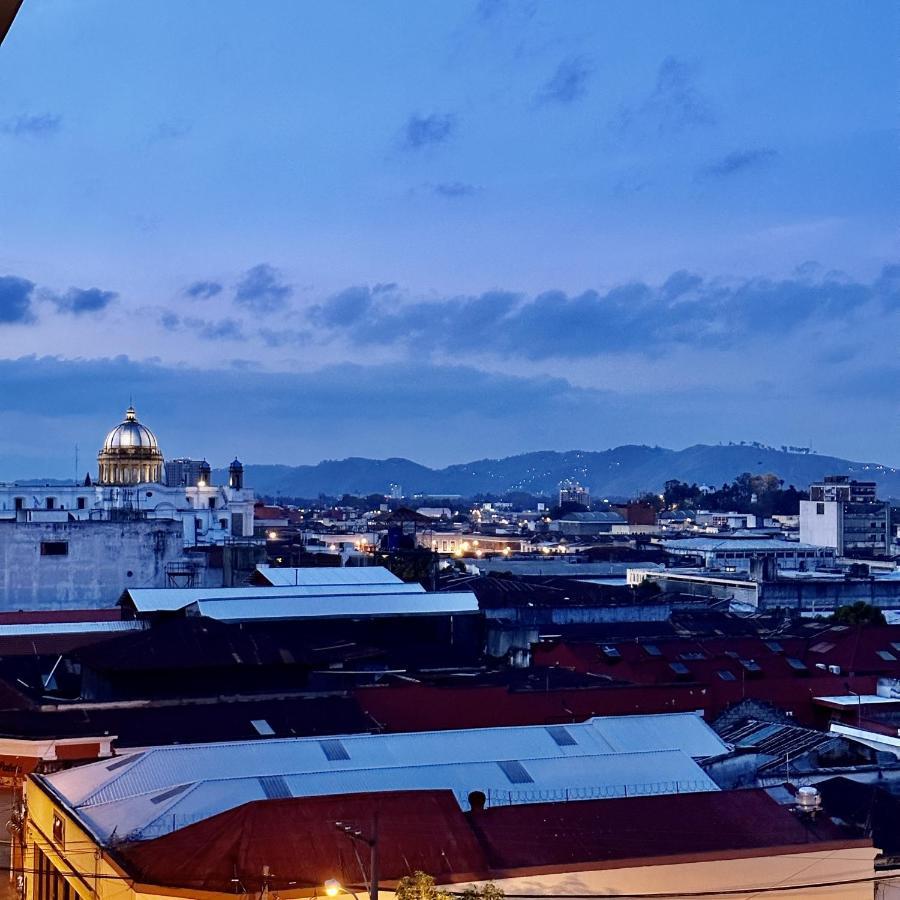 Entre Rosas Y Flores Guatemala Dış mekan fotoğraf
